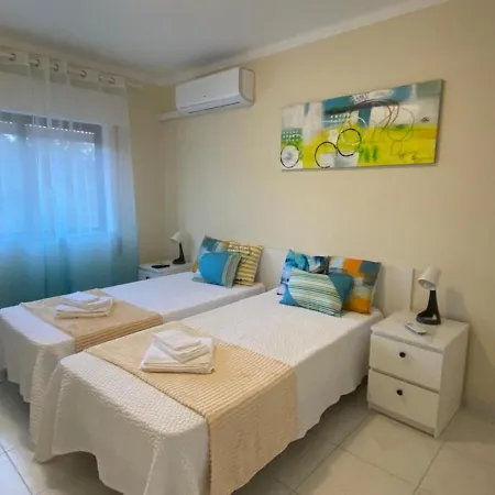 Da Rocha Center Flat With Balcony Portimão